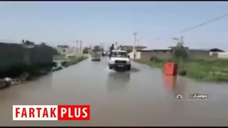 حرکت زیبای احترام نظامی افسر یگان ویژه نیروی انتظامی به نیروهای جهادی