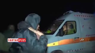 واژگونی یک اتوبوس در خراسان جنوبی بر اثر آب گرفتگی + فیلم