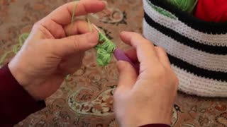 آموزش بافتنی و قلاب بافی ( بافت ستاره ای ) توسط خانم منیژه غفاری