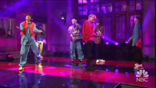 اجرای MIC DROP در snl