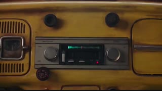 دانلود فیلم تخیلی هیجانی بامبلمی 2018 - دوبله حرفه ای