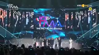 BTS برنده جایزه Daesang Of The Year مراسم The Fact Music Awards 2019 / استیج پایانی