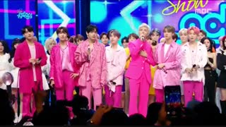 کات برد BTS در Show Music core