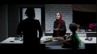 فیلم سینمایی اتاق تاریک با بازی ساعد سهیلی و ساره بیات