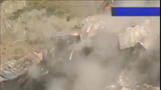 لحظه تخریب خانه ها براثر رانش زمین در بولیوی