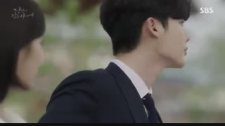 سکانسی از سریال وقتی که تو خواب بودی↜✿ (کانال جدید کاپ کیک خامه ای دنبال کنید)❤️