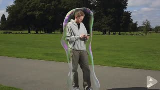 نقش گوشی‌های هوشمند بر انزوای مردم امروز