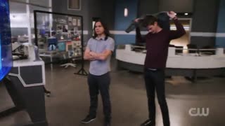 دانلود سریال فانتزی هیجانی فلش - فصل 5 قسمت 21 - با زیرنویس چسبیده