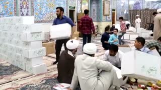 بانی افطاری نیازمندان بشویم