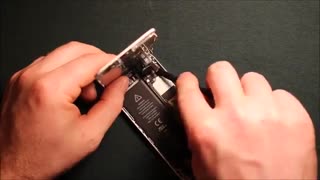 آموزش تعویض فلت شارژ اصلی آیفون 5 - تعمیرات 118