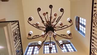 مگا عمارت لاکچری چند میلیون دلاری