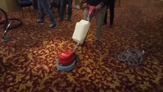 پولیشر- شستشوی موکت تالار