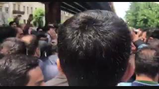 حضور دکتر احمدی نژاد در راهپیمایی روز قدس و استقبال مردم