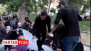 پهن شدن سفره افطار برای ۲ هزار روزه دار تهرانی