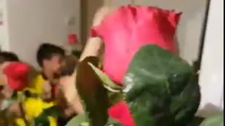 دیدار اعضای تیم زیر ۱۱ سال مدرسه فوتبال با دکتر احمدی نژاد