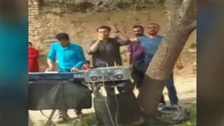 پارتی طرفداران احمدی نژاد