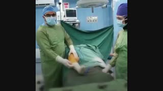 فیلم جراحی تعویض مفصل زانو حین عمل