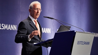 زندگی‌نامه تصویری مجید سمیعی، اَبَرجراح جهان