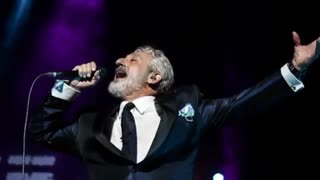 بیوگرافی زیبا از ابی Ebi