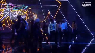 stray kids-side effects comeback stage