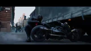 تریلر فیلم سریع و خشمگین: هابز و شاو - سه گوش