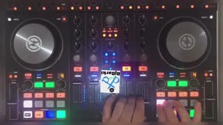 DjDarki vs Traktor s4 mk2 - دیجی دارکی و دستگاه ترکتور اس ۴ ام کا ۲