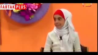 مشاعره طنز این دختران  نوجوان را از دست ندهید