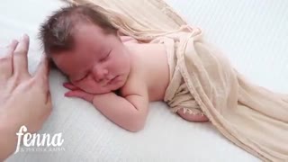 زیباترین ژست عکس از کودک | آتلیه کودک امیر