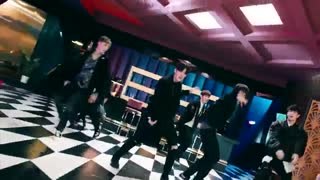 موزیک ویدیوShe’s Mine از گروهVAV