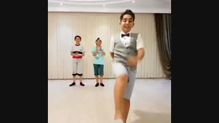 رقص آذر بایجانی توسط سه پسربچه