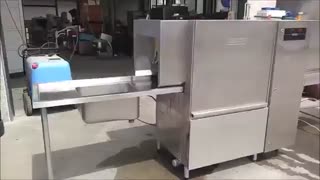 ماشین ظرفشویی صنعتی