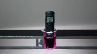 ارزان ترین پی اچ ، کنداکتیویتی ، سختی و دما سنج قلمی HANNA Hi 98129-((متروتیک   02177335772))