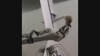 من که تفاوتی نمیبینم:)!