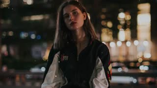 Skye Holland - Oh Na Na (Lyrics)