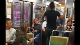 Spider Man in Paris - مرد عنکبوتی در مترو شهر پاریس