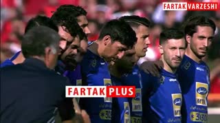 ادای احترام به عماد صفیاری پیش از آغاز دربی 90