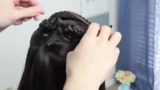 آموزش مدل مو دخترانه بافت طبقه ای- مومیس مشاور و مرجع تخصصی مو