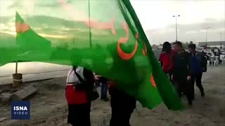 پیاده‌روی زائران امام رضا(ع) به سمت مشهد