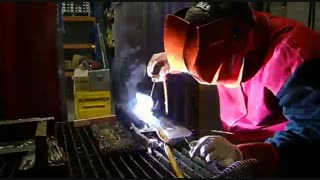 جوشکاری الکترود دستی با دستگاه جوش فرونیوس | Fronius