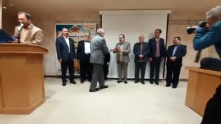 تجلیل از خیرین در همایش انجمن کلیوی تبریز 9