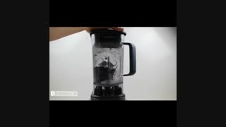 آزمایش مقاومت گوشی موبایل آیفون