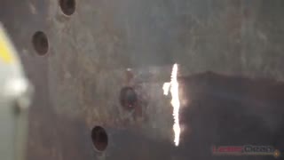 زنگال زدایی با لیزر