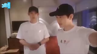 فانی مومنت جناب چن عضو گروه اکسو